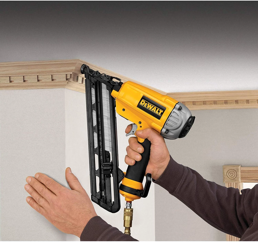 DEWALT D51276K 1-Inch To 2-1/2-Inch 15-Gauge Angled Finish Nailer Tools