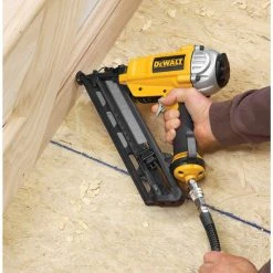 DEWALT D51276K 1-Inch To 2-1/2-Inch 15-Gauge Angled Finish Nailer Tools