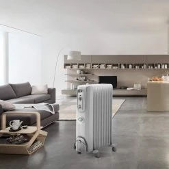 Heating & Plumbing DeLonghi Oil-Filled Radiator Space Heater, Quiet 1500W, Adjustable Thermostat