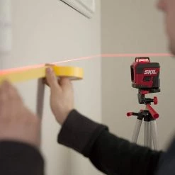 SKIL Self-Leveling 360-Degree Cross-Line Laser - LL932201